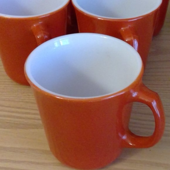 Set of 7 Vintage Corning Burnt Orange Milk Glass Tea Coffee Hot Chocolate Mugs - Picture 4 of 9